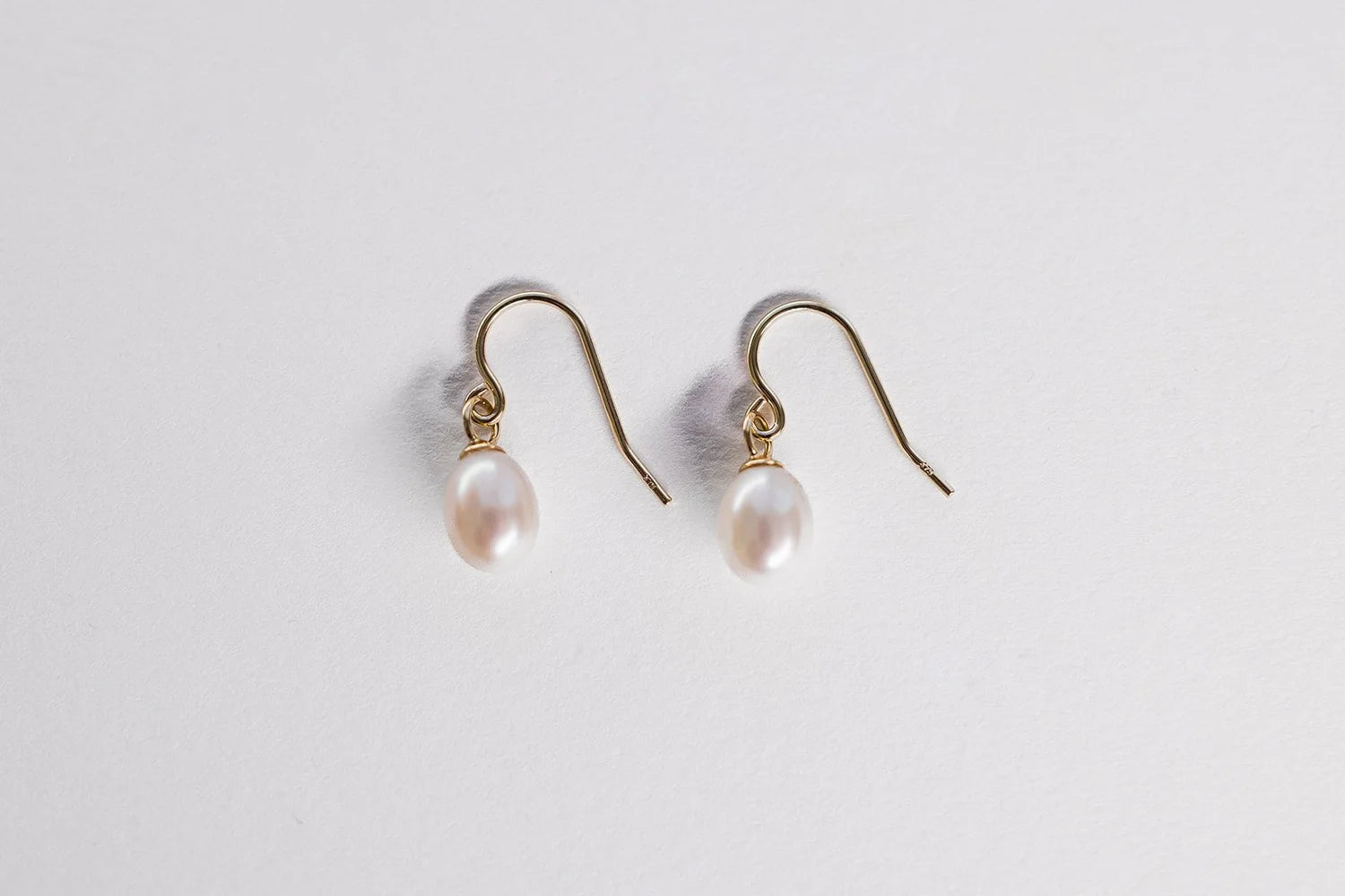 Classic Pearl Drop Earrings (Large) - 9ct Gold & Freshwater Pearl
