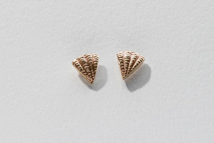 Scallop Stud Earrings - 9ct Gold